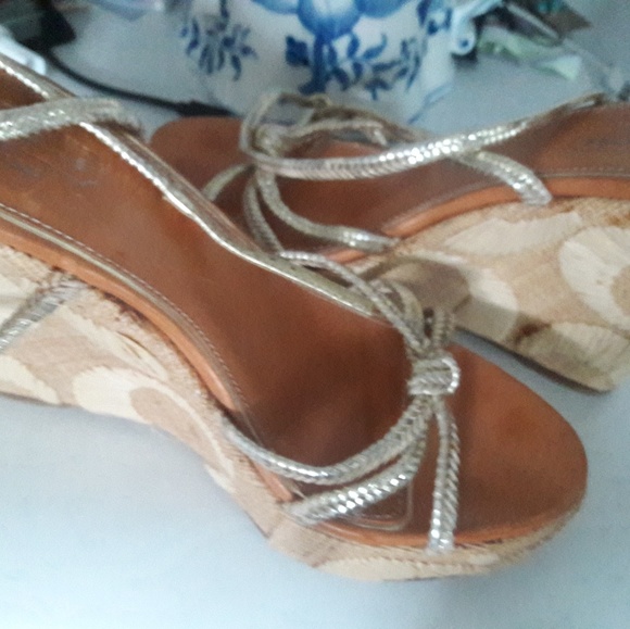 Shoes - Picture 1 of 2